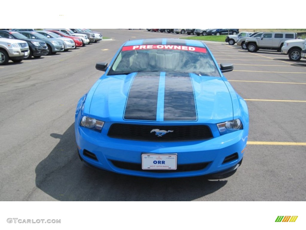 2010 Mustang V6 Premium Coupe - Grabber Blue / Stone photo #8