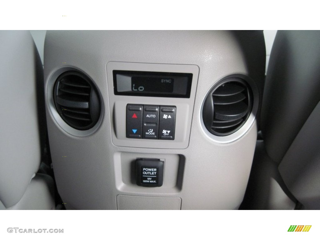 2011 Honda Pilot EX-L 4WD Controls Photo #54416194