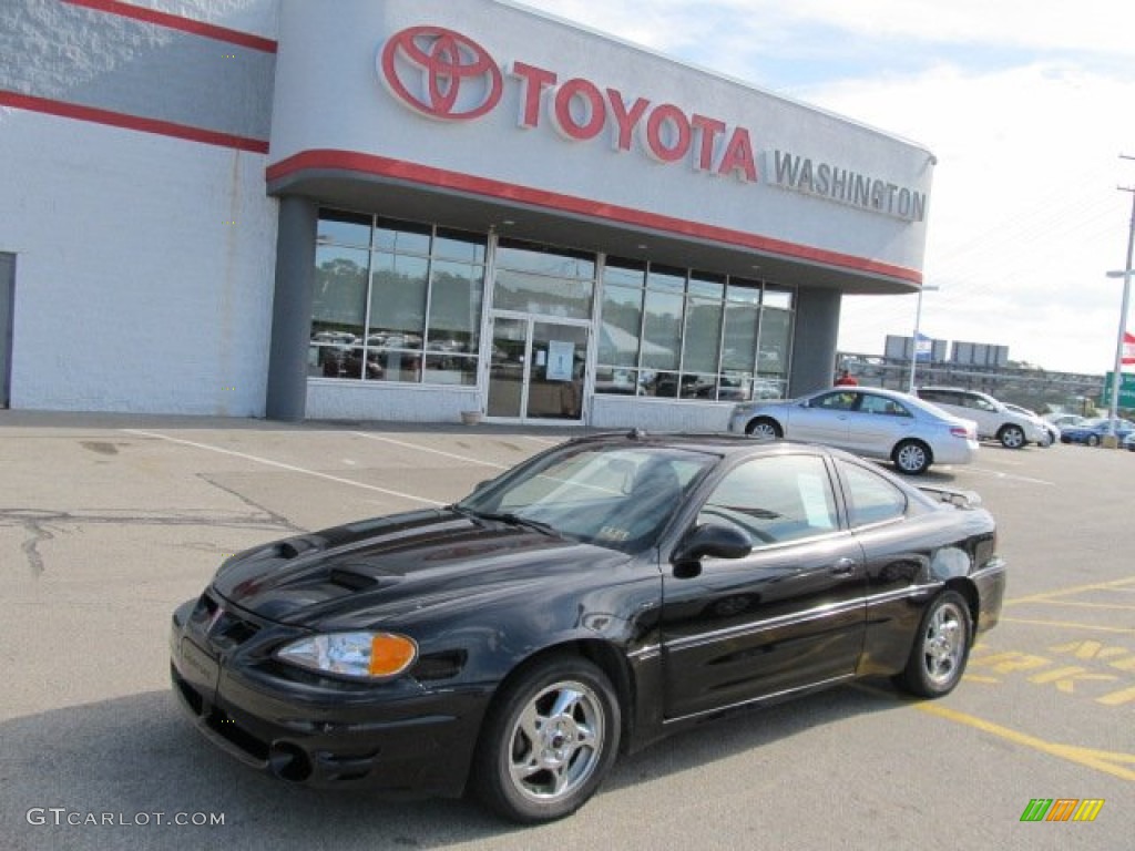 Black Pontiac Grand Am