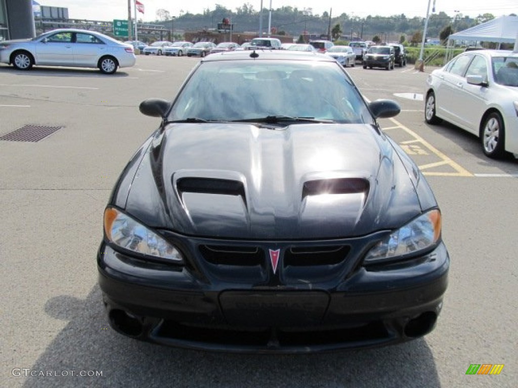 2004 Grand Am GT Coupe - Black / Dark Pewter photo #10