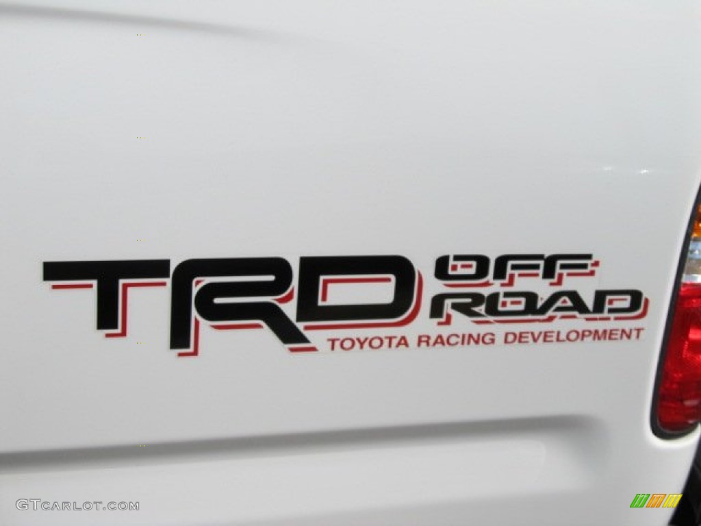 2002 Tacoma V6 TRD Xtracab 4x4 - Super White / Oak photo #4