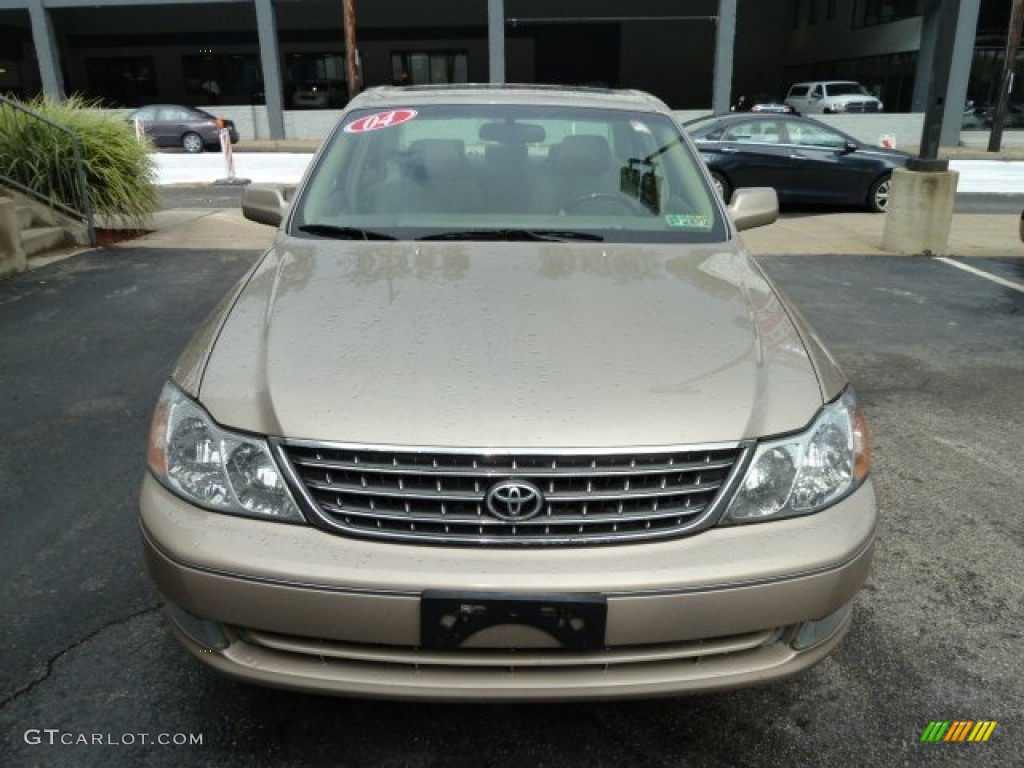 2004 Avalon XLS - Desert Sand Mica / Ivory photo #10