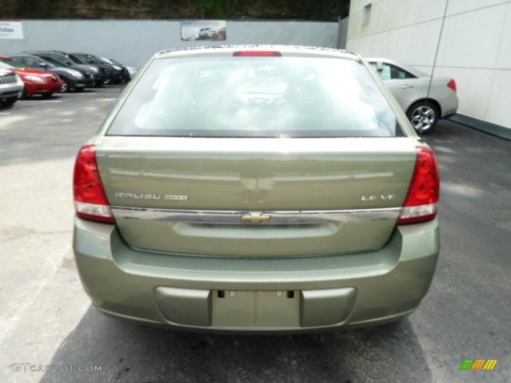 2005 Malibu Maxx LS Wagon - Silver Green Metallic / Neutral Beige photo #3