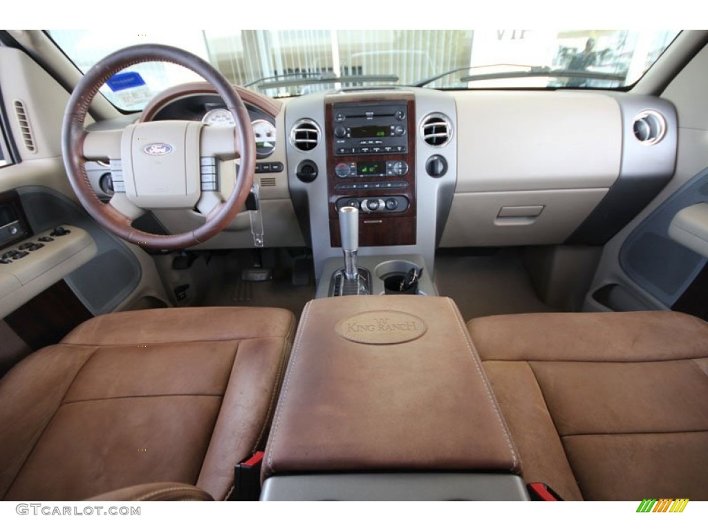 2006 F150 King Ranch SuperCrew - Oxford White / Castano Brown Leather photo #27