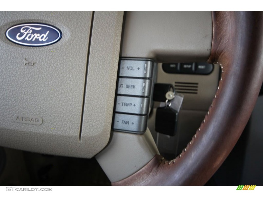 2006 F150 King Ranch SuperCrew - Oxford White / Castano Brown Leather photo #29