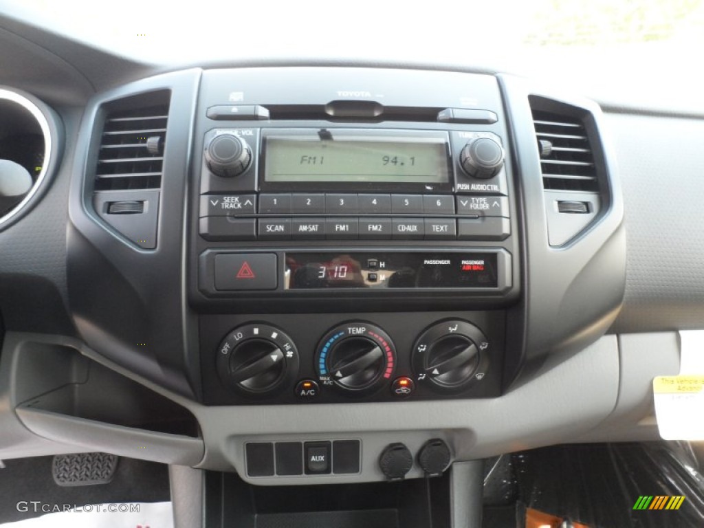 2012 Tacoma Access Cab - Super White / Graphite photo #32