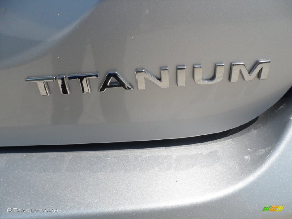 2012 Focus Titanium Sedan - Ingot Silver Metallic / Charcoal Black photo #15