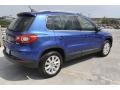 Sapphire Blue Metallic - Tiguan SE Photo No. 7