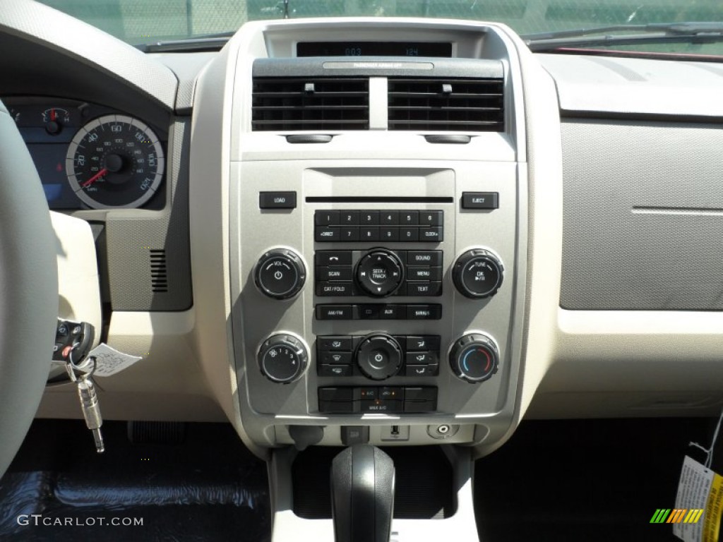 2012 Ford Escape XLT V6 Controls Photo #54423975