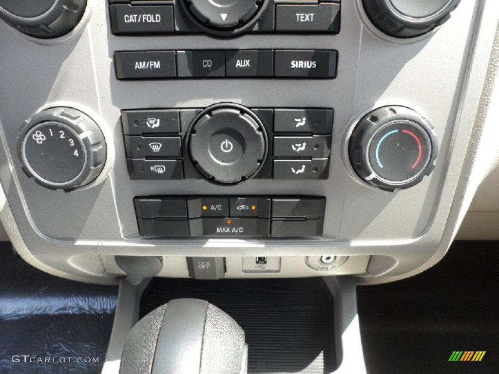 2012 Ford Escape XLT V6 Controls Photo #54424002
