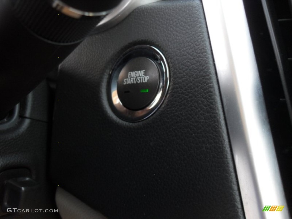 2010 SRX V6 - Black Raven / Shale/Ebony photo #13