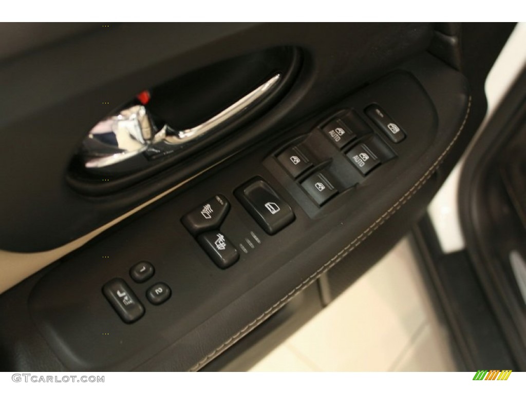 2007 Saab 9-7X 5.3i Controls Photo #54429543