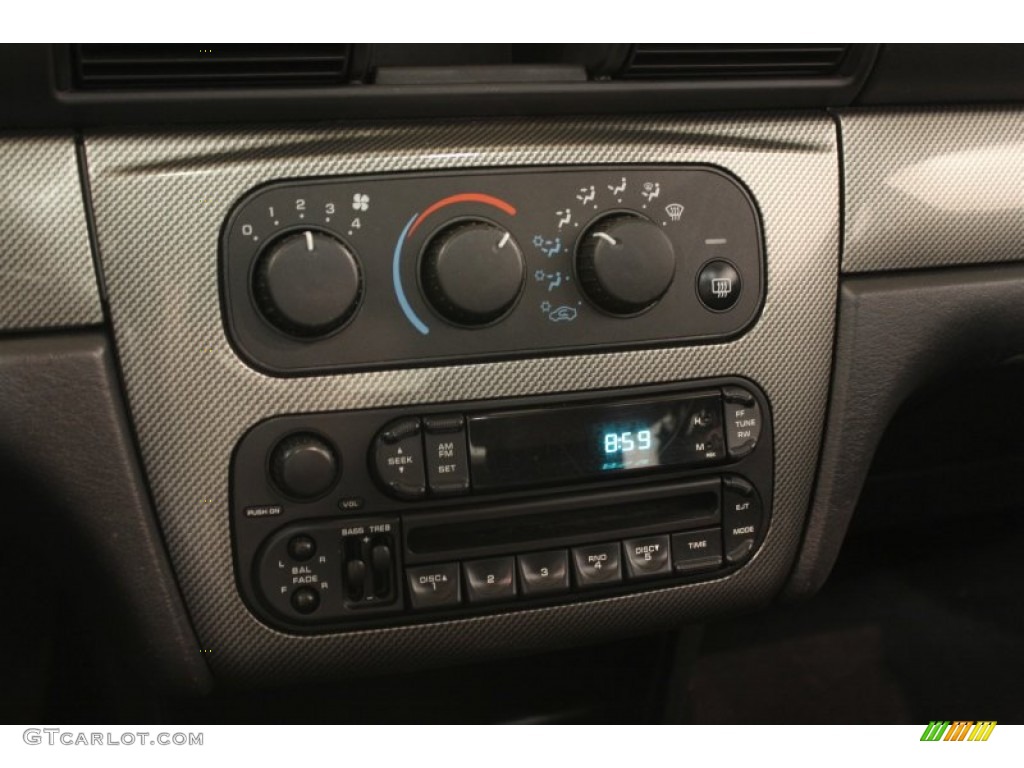 2004 Chrysler Sebring Touring Sedan Audio System Photos