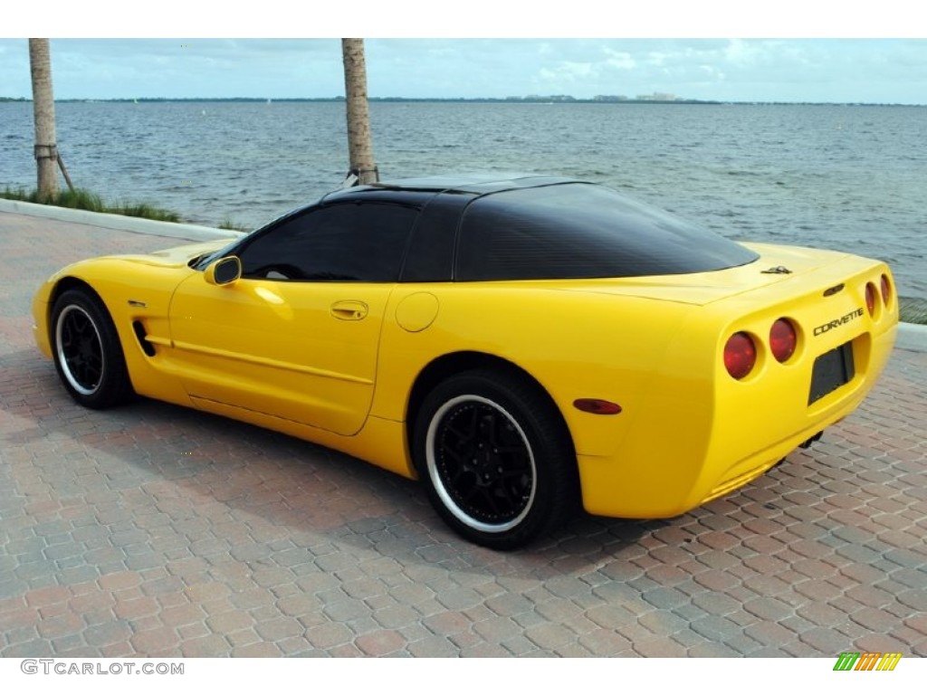 Millenium Yellow 2002 Chevrolet Corvette Coupe Exterior Photo #54435303
