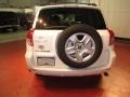 Super White - RAV4 4WD Photo No. 5