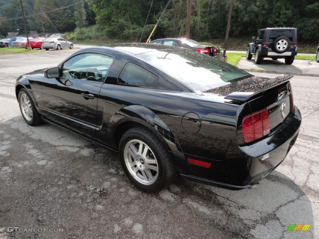 Black 2006 Ford Mustang GT Premium Coupe Exterior Photo #54437616