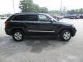 2011 Brilliant Black Crystal Pearl Jeep Grand Cherokee Laredo  photo #4