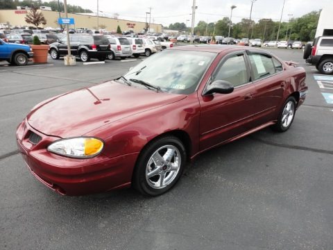 2003 Pontiac Grand Am SE Sedan Data, Info and Specs