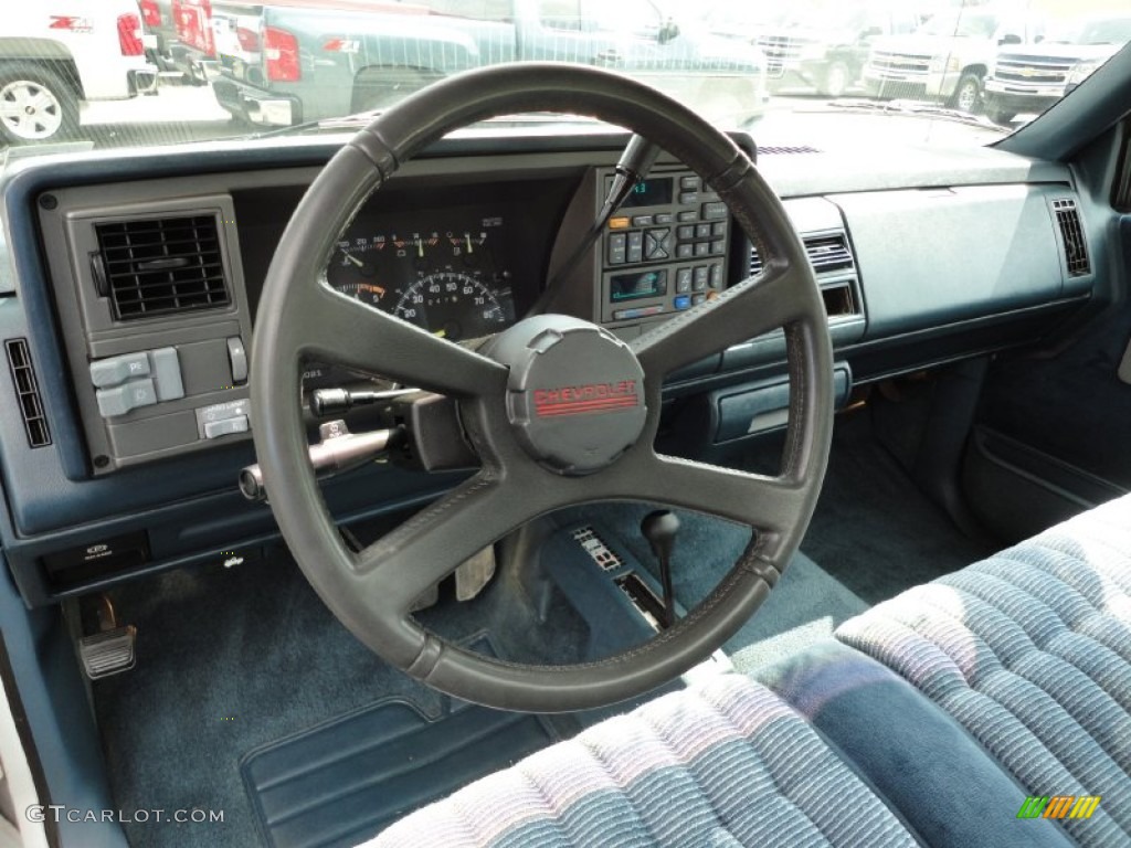 1994 Chevrolet C/K K1500 Regular Cab 4x4 Blue Steering Wheel Photo #54442494