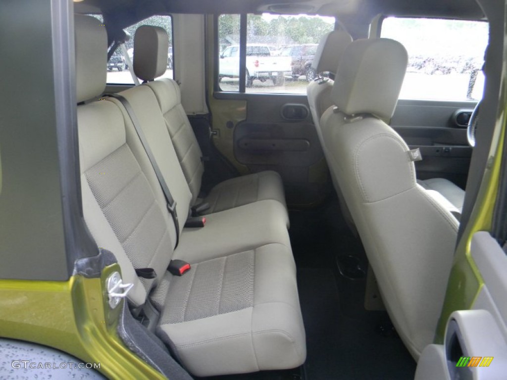 2008 Wrangler Unlimited Rubicon 4x4 - Rescue Green Metallic / Dark Khaki/Medium Khaki photo #18