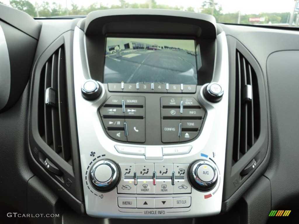 2012 Chevrolet Equinox LT AWD Controls Photo #54443175
