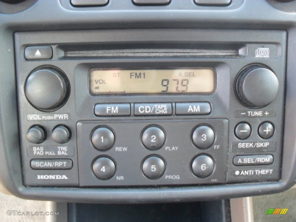 2000 Honda Accord EX-L Sedan Audio System Photo #54444339