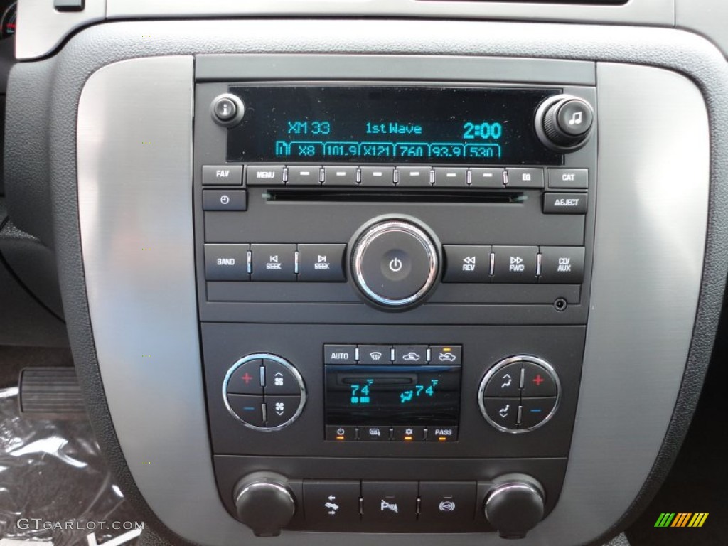 2012 Chevrolet Silverado 3500HD LTZ Crew Cab 4x4 Dually Audio System Photo #54445344