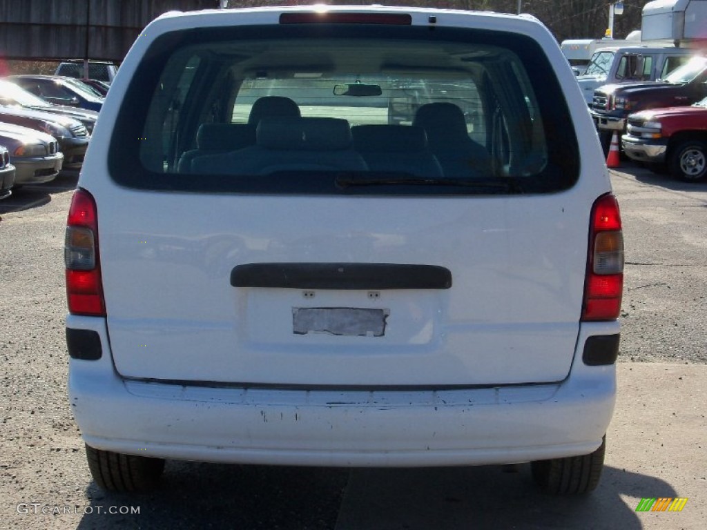 2001 Venture LS - Bright White / Neutral photo #4