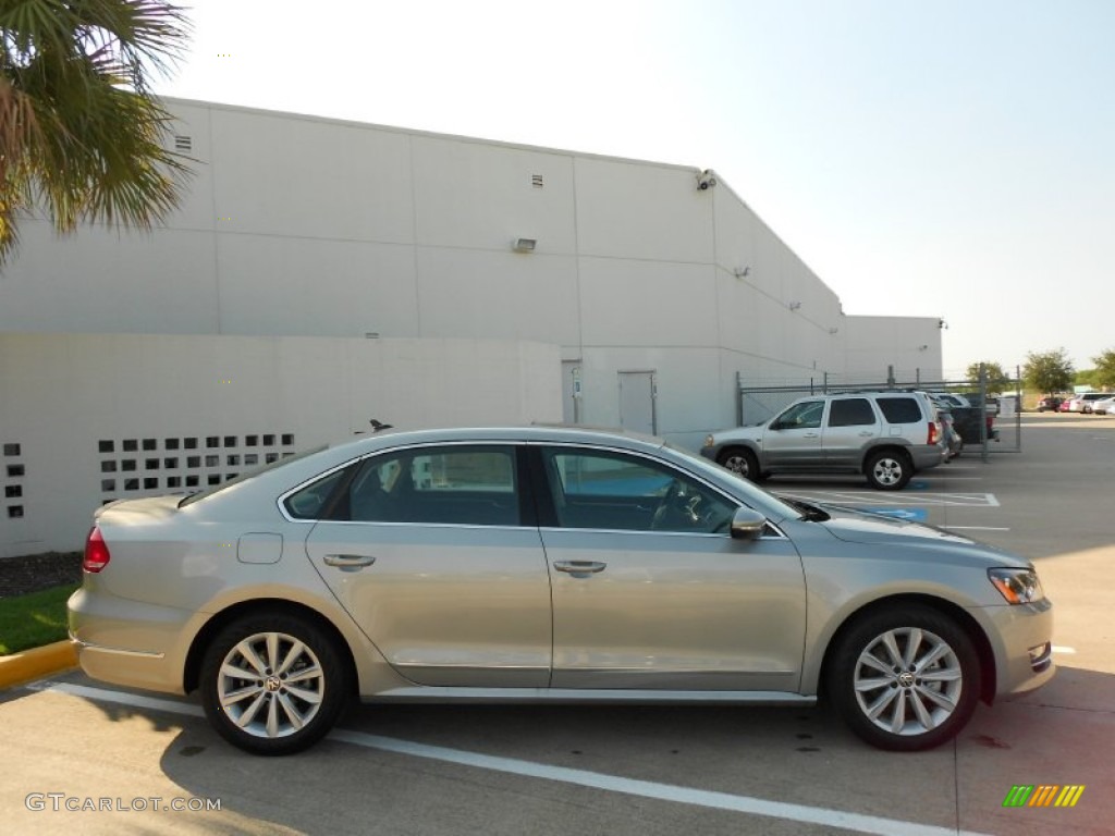 Tungsten Silver Metallic 2012 Volkswagen Passat 2.5L SEL Exterior Photo #54446634
