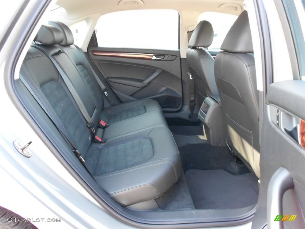 Titan Black Interior 2012 Volkswagen Passat 2.5L SEL Photo #54446688