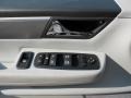 Mercury Silver Metallic - Routan SE Photo No. 24