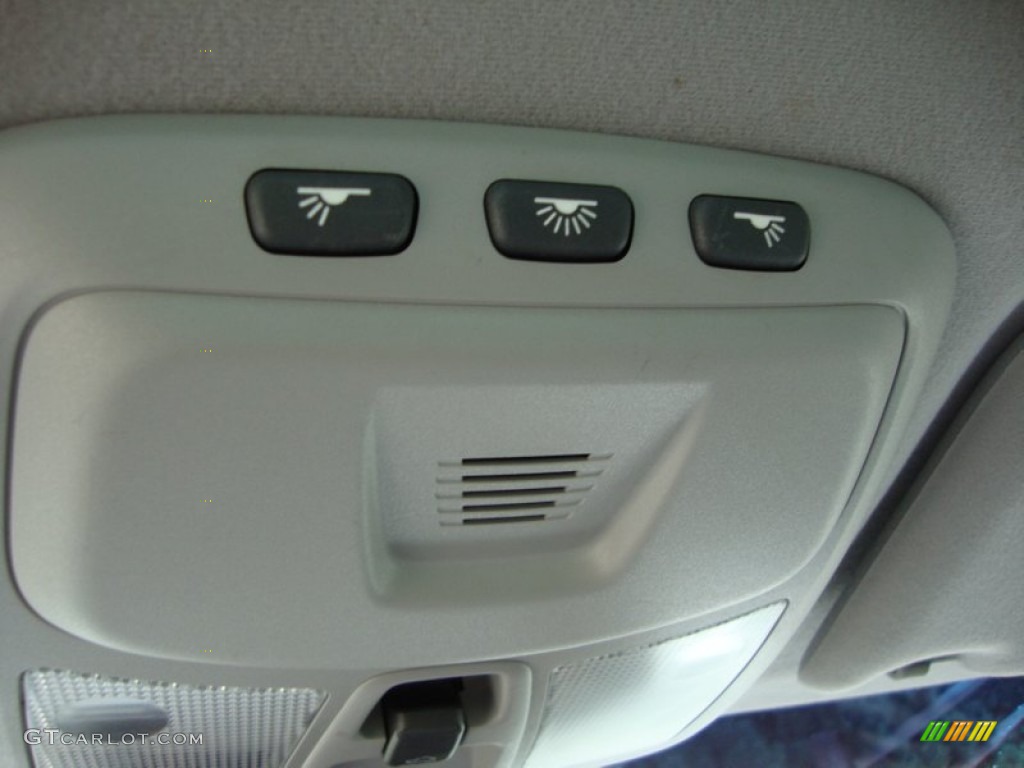 2006 V70 2.4 - Titanium Gray Metallic / Graphite photo #26