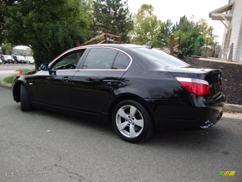 2006 5 Series 530xi Sedan - Jet Black / Beige photo #2