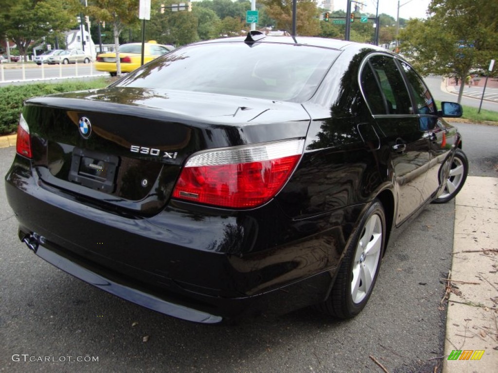 2006 5 Series 530xi Sedan - Jet Black / Beige photo #11