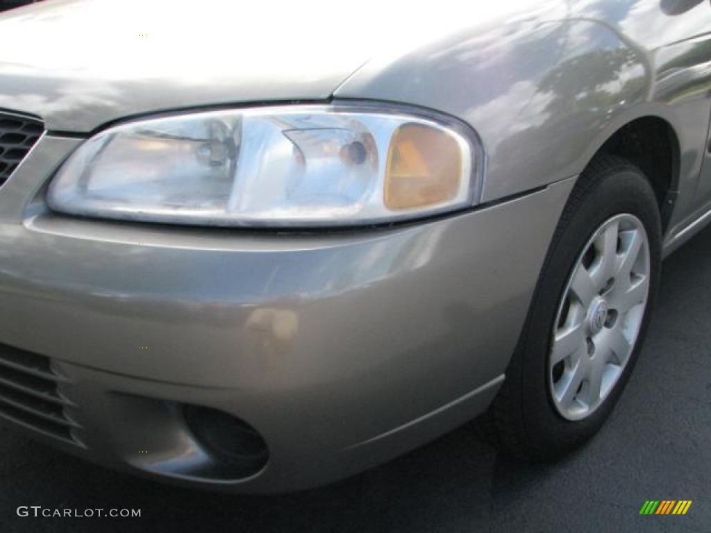 2001 Sentra GXE - Radium Silver / Stone photo #2