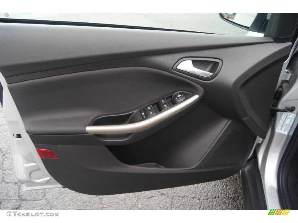 2012 Ford Focus SEL Sedan Charcoal Black Door Panel Photo #54448758