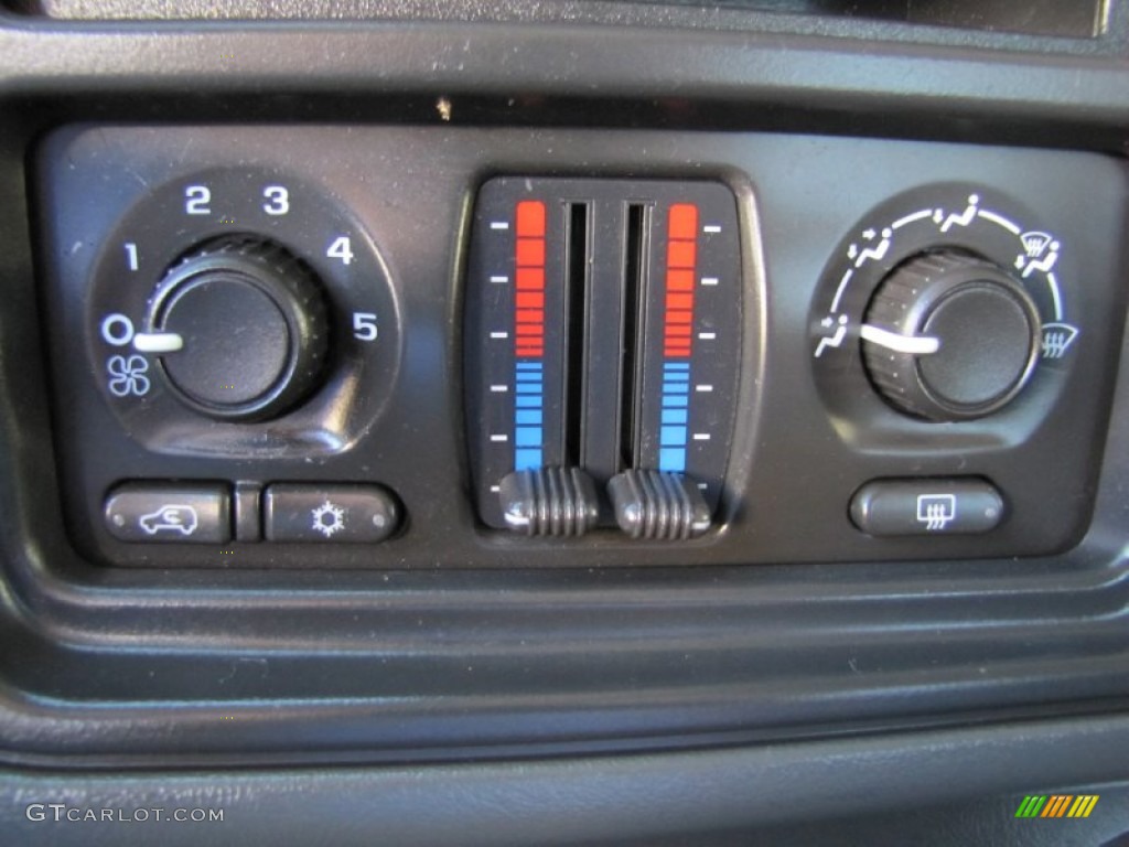 2007 Chevrolet Silverado 2500HD Classic LT Crew Cab 4x4 Controls Photos