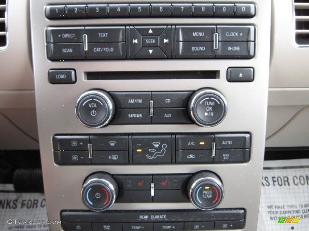 2011 Ford Flex SEL AWD Controls Photos