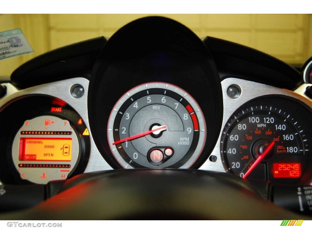 2009 Nissan 370Z Sport Touring Coupe Gauges Photo #54451635