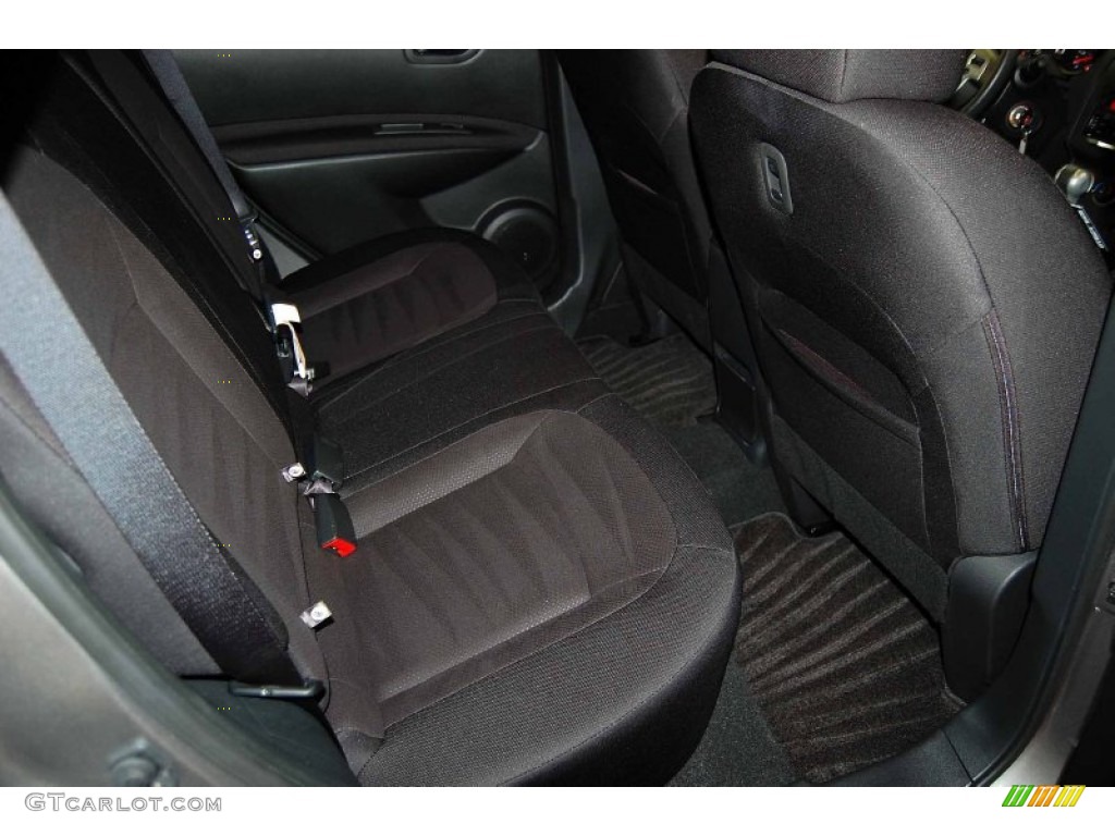 2011 Rogue S - Platinum Graphite / Black photo #17