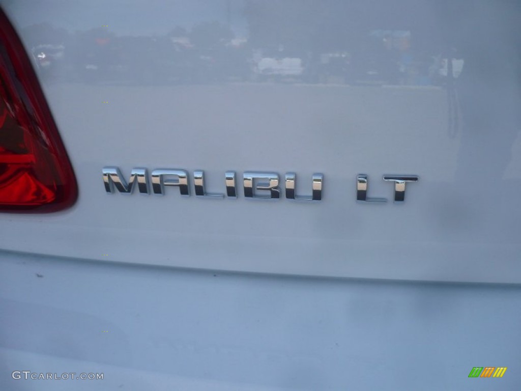 2012 Chevrolet Malibu LT Marks and Logos Photos