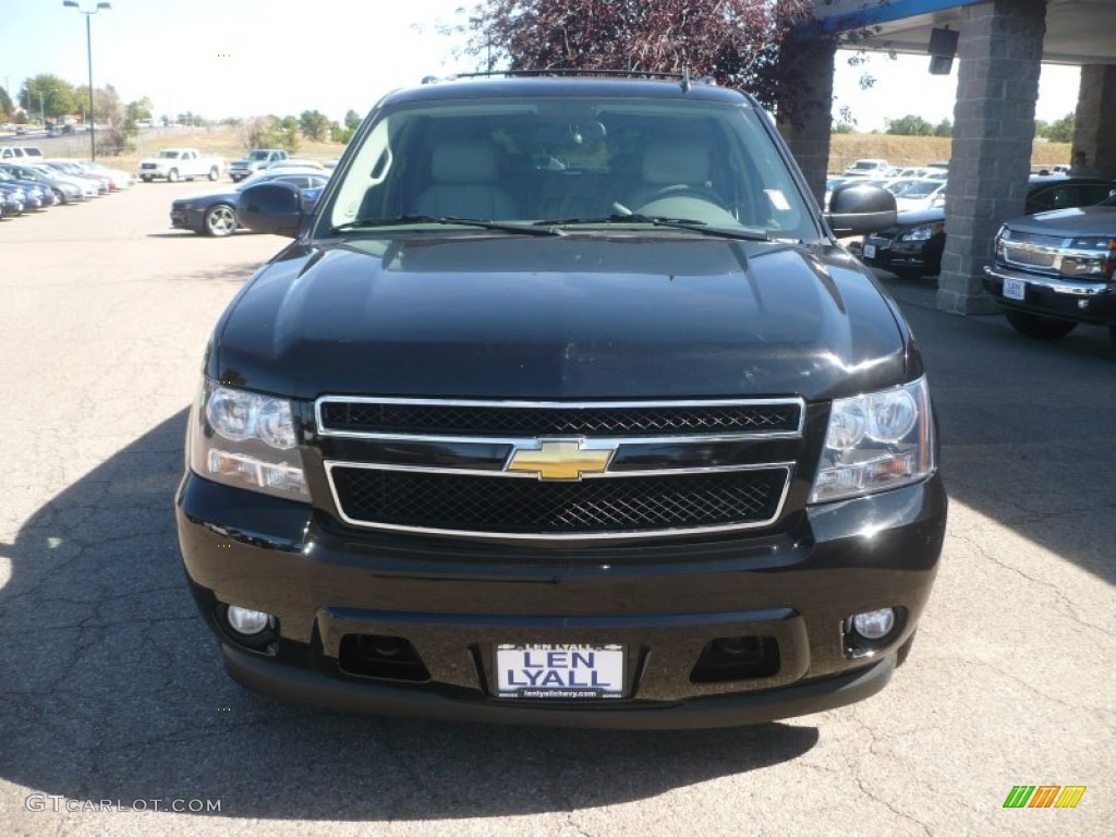 2010 Suburban LT 4x4 - Black / Light Titanium/Dark Titanium photo #3
