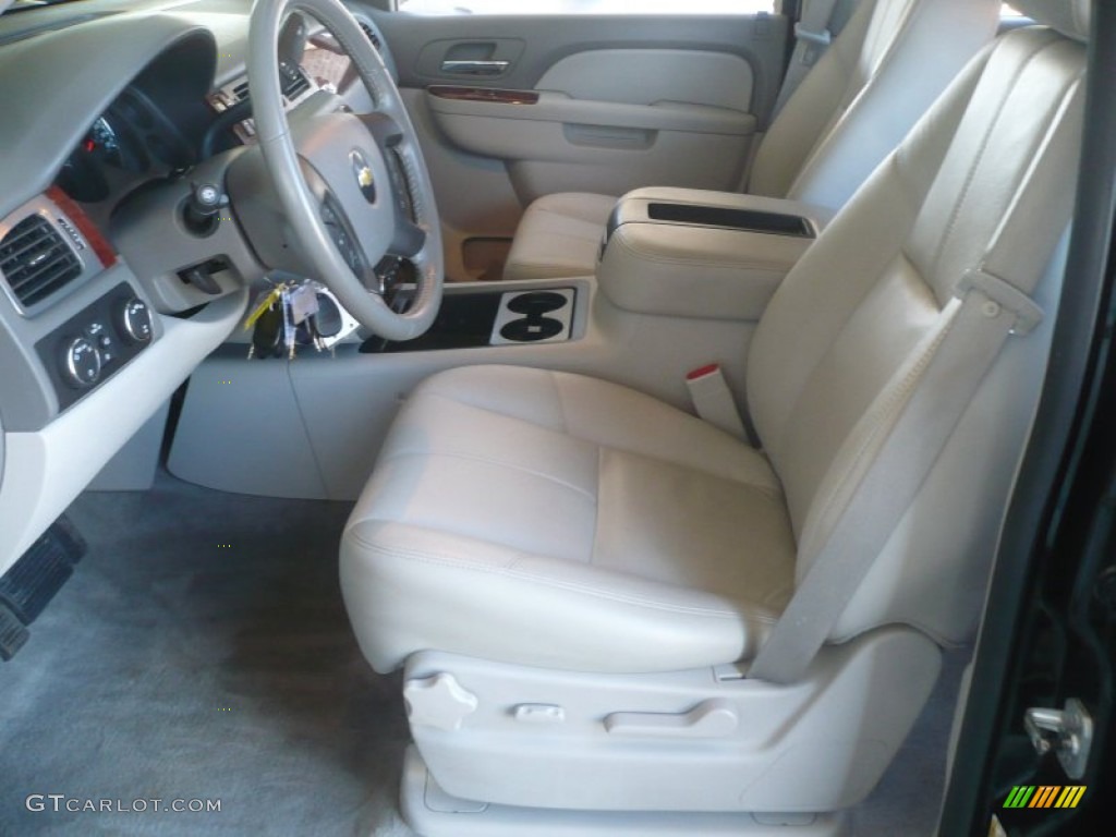 2010 Suburban LT 4x4 - Black / Light Titanium/Dark Titanium photo #9