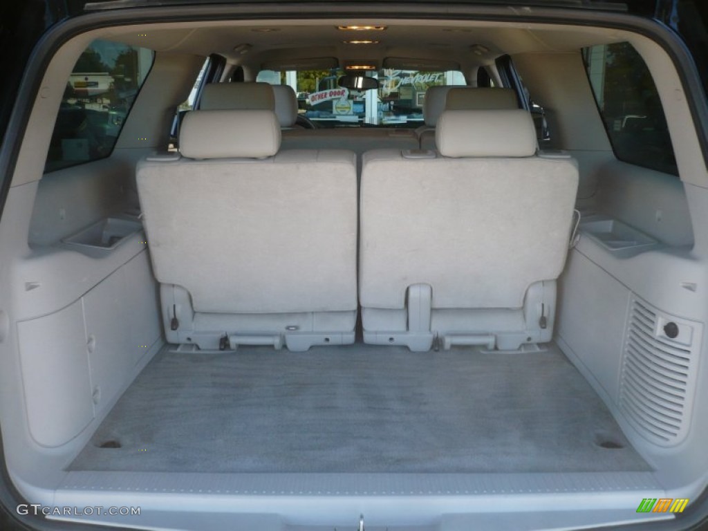 2010 Suburban LT 4x4 - Black / Light Titanium/Dark Titanium photo #11