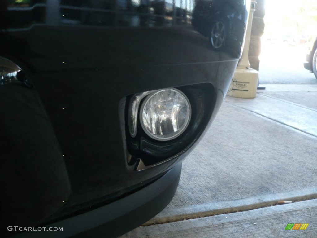 2010 Suburban LT 4x4 - Black / Light Titanium/Dark Titanium photo #22