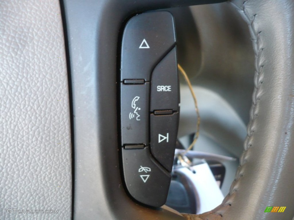 2010 Suburban LT 4x4 - Black / Light Titanium/Dark Titanium photo #27