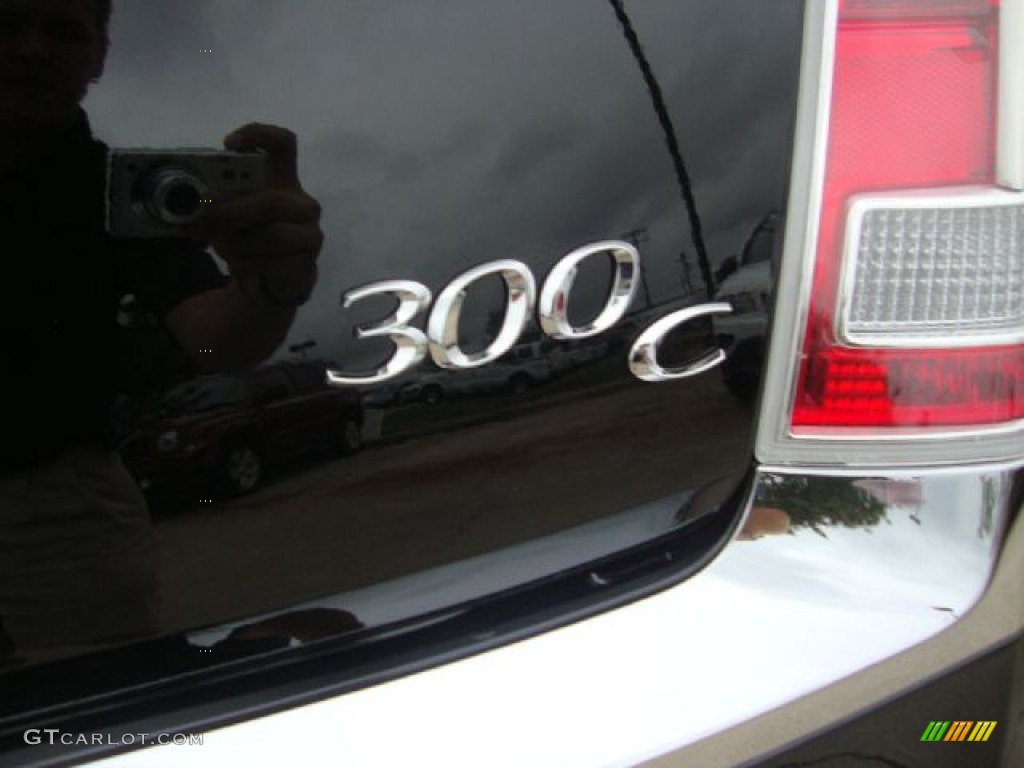 2012 Chrysler 300 C Marks and Logos Photo #54455601