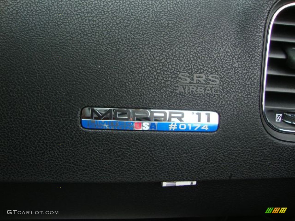 2011 Dodge Charger R/T Mopar '11 Marks and Logos Photo #54456171