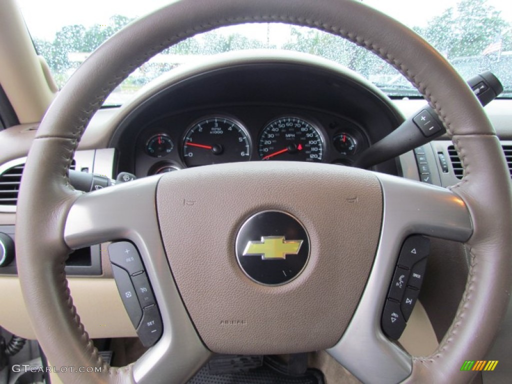 2010 Chevrolet Avalanche LS Dark Cashmere/Light Cashmere Steering Wheel Photo #54456353