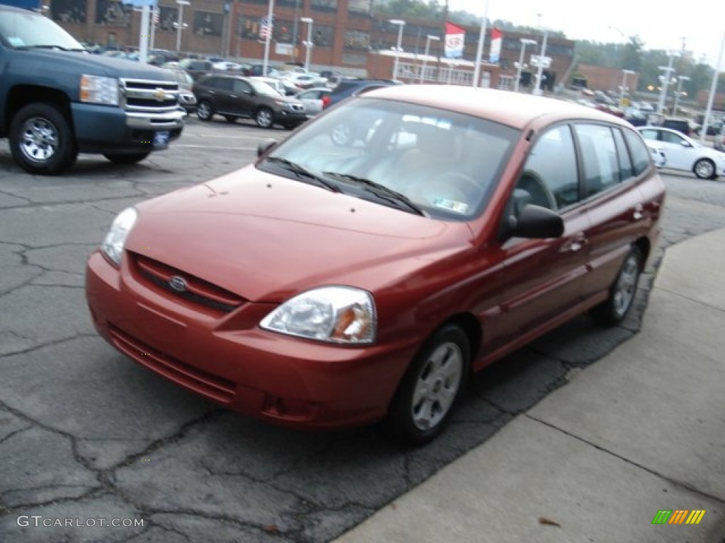 2005 Rio Cinco Hatchback - Cinnamon / Beige photo #4